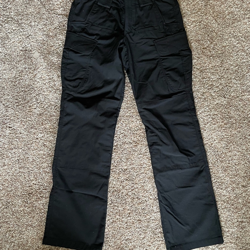 Women’s 5.11 Stryke Black Pants